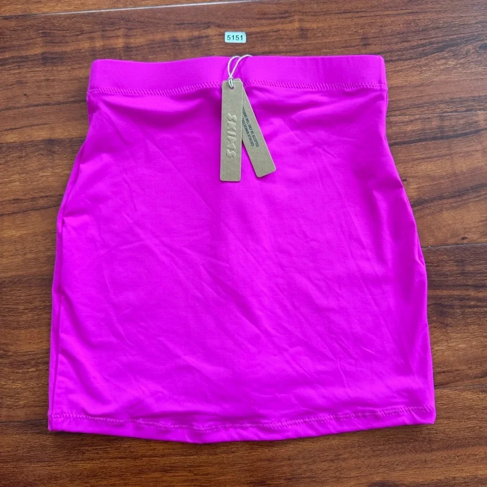 Skims Sporty Zipper Swim Mini Skirt Hibiscus Pink Size XXS CU-SKT-3024 NWT